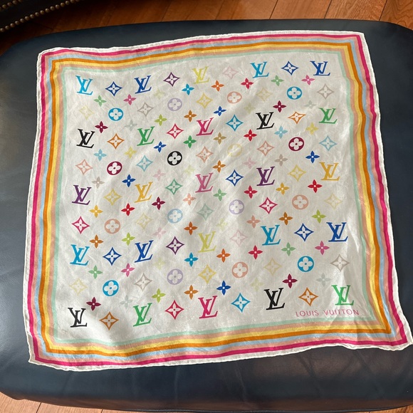 LV Multicolored Monogram Scarf - Picture 3 of 3